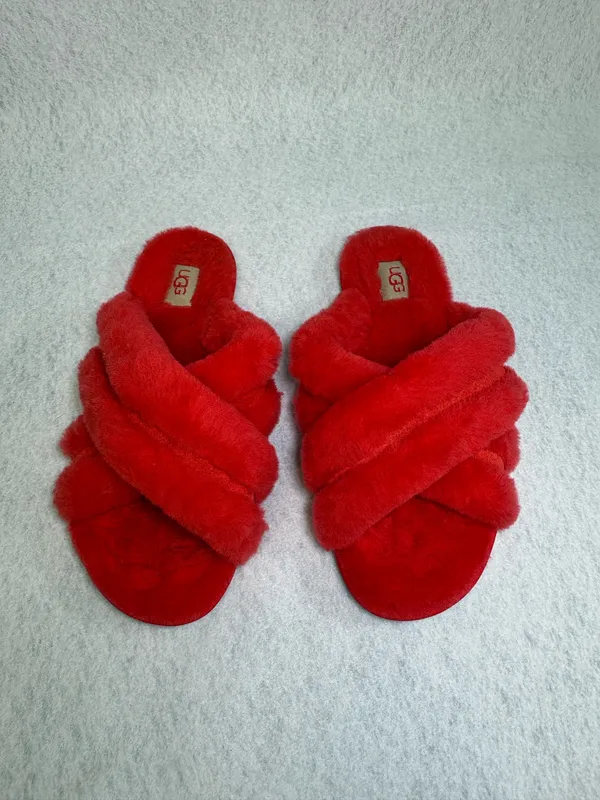 UGG - Womens Scuffita Slippers reddish/orange color ) fluffy Size US 9 #shearling #slippers - Image 8