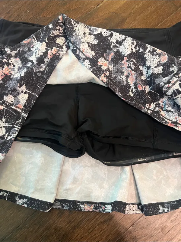 lululemon athletica Black Floral Mini Skort with Pink and Gray Blossoms 8 - Image 3