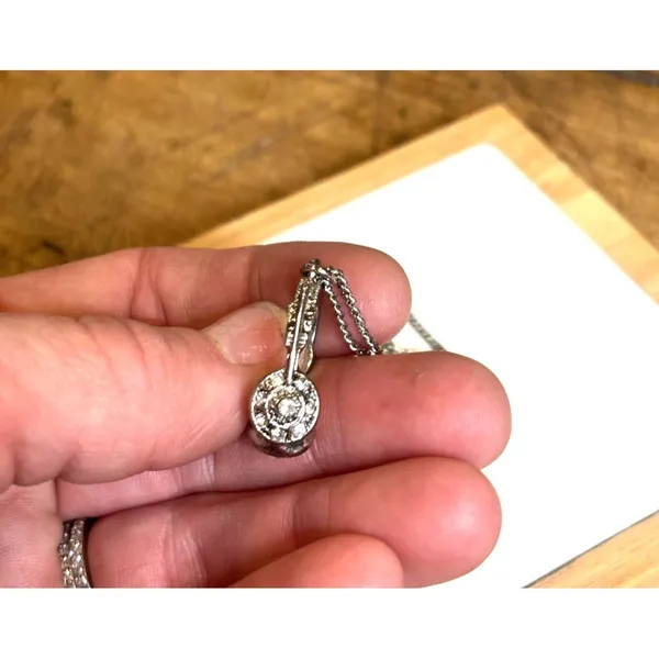 HEADPHONES pendant silver Necklace With Rhinestone-Accented Pendant On Fine Chai - Image 8