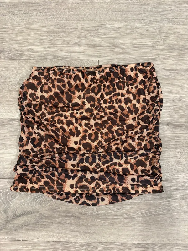 Amazon Leopard Print Ruched Mini Skirt - Image 2