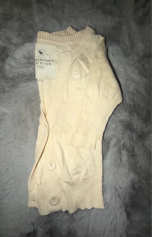 Abercrombie & Fitch Cream Button-Up Knit Cardigan - Image 4