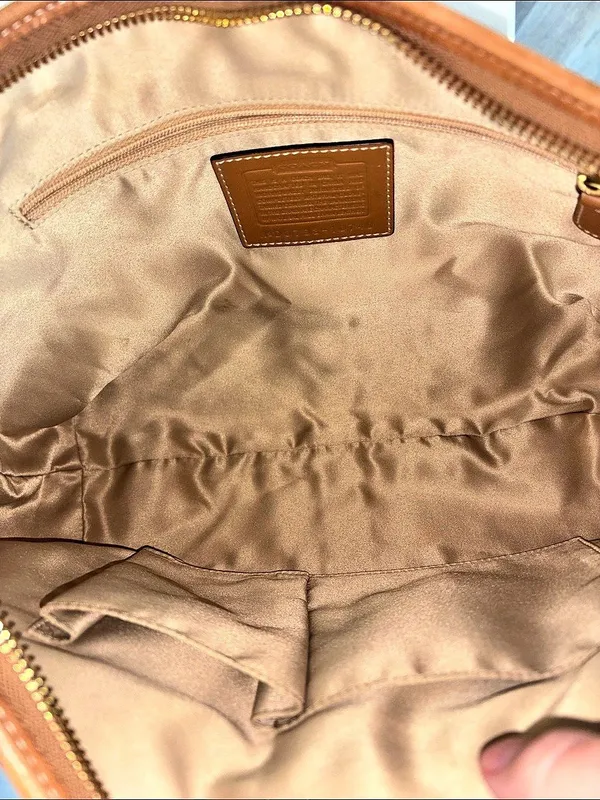 Vintage Coach Ergo Leather Hobo Bag - Image 2