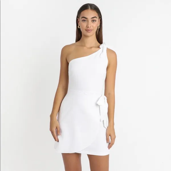 Showpo. White Linen Blend Mini Dress - Image 2