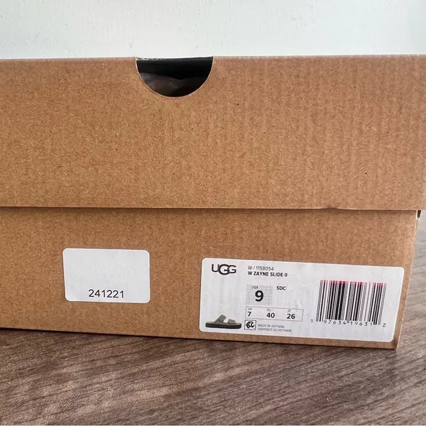Ugg NEW Women's Zayne Slide II Sandal Size 9 NEW #B1541 - Image 2