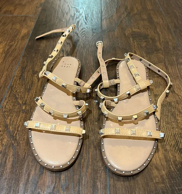 Target sandals - Image 11