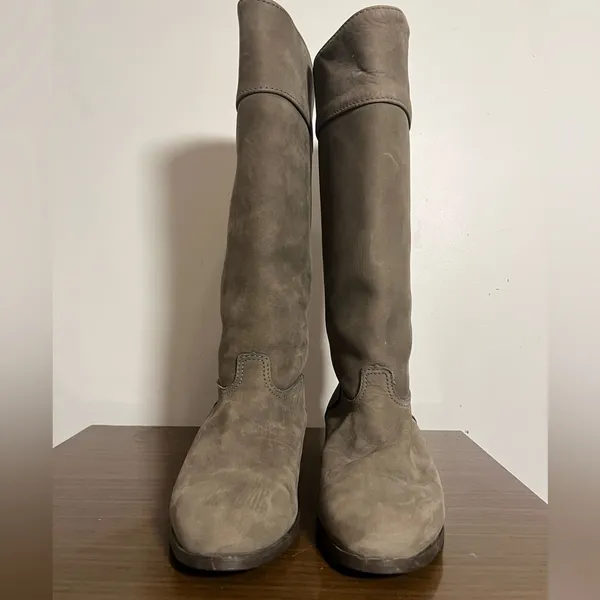 LL Bean Suede Riding Boots Tall Taupe Size 8 Made In Canada - Image 3