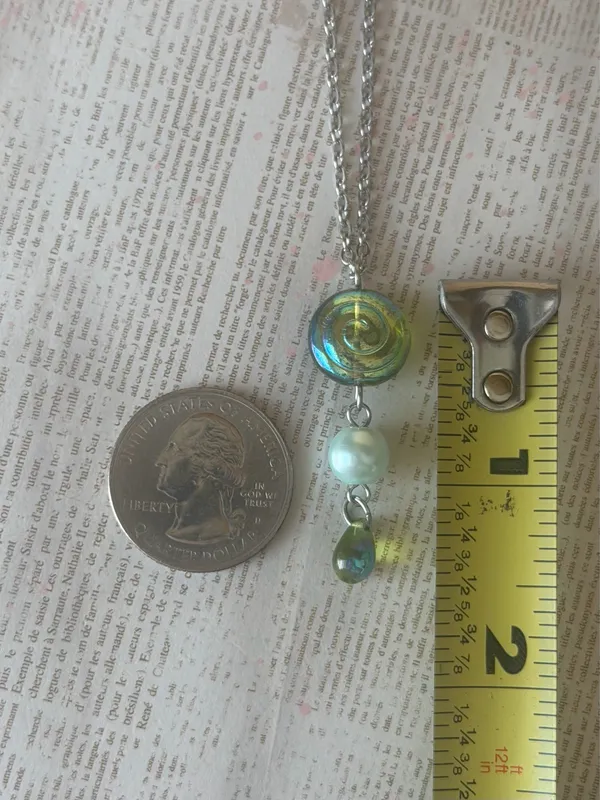 Handmade Czech glass teardrop & swirl necklace🍃🌀 - Image 6