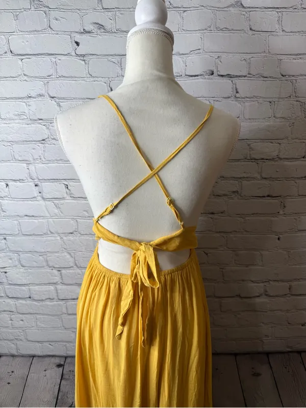 Windsor spring stunner Yellow Crochet Bodice Maxi Dress -medium - Image 10