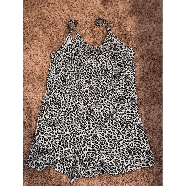 Leopard Print Sleeveless Romper with Pockets – Size Small‎ - Image 2
