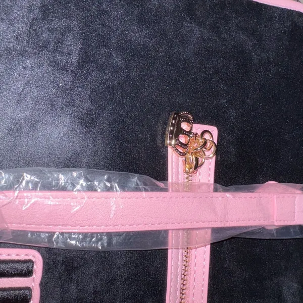 Juicy Couture Black Tote with‎ Pink Highlights - Image 4