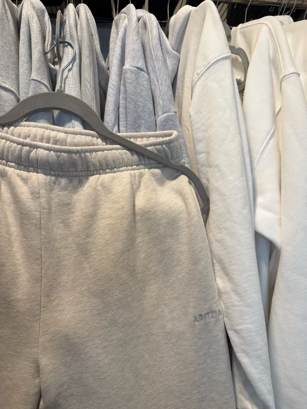 Aritzia Mega Sweatpants - Image 3
