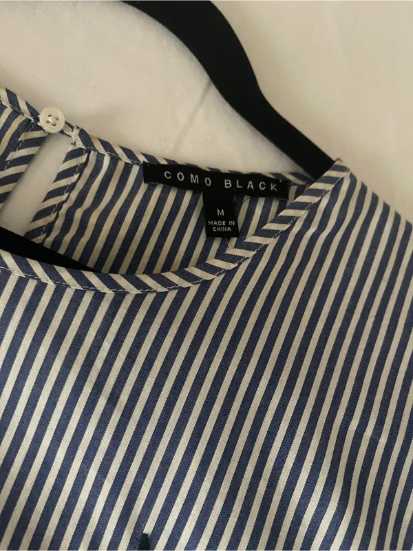 Como Black Striped Embroidered Floral Blouse - Size M - Image 9