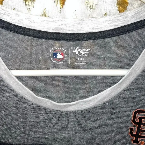 Women’s 4 her San Francisco Giants sequined T-shirt baseball MLB size L - Image 3