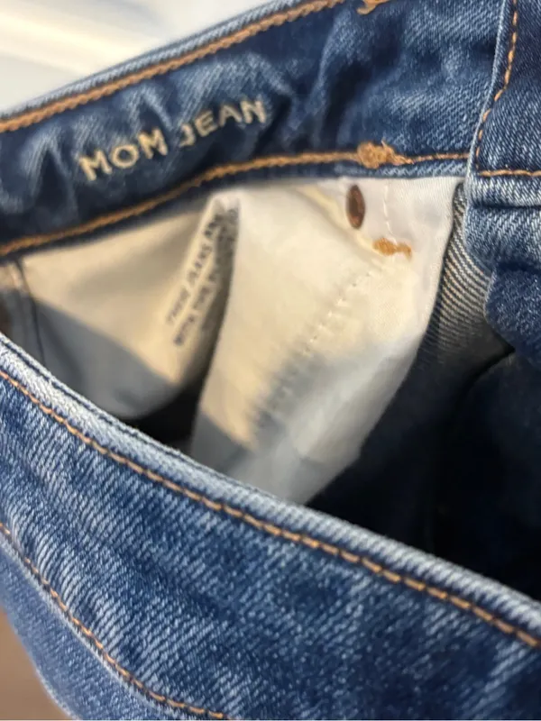 American Eagle mom jeans size 6 - Image 6