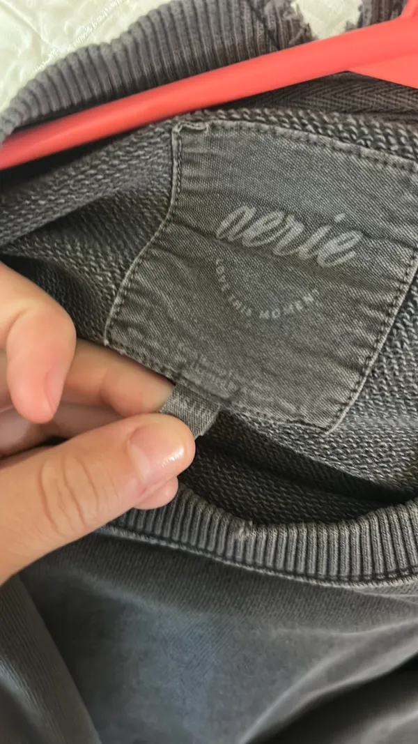 American Eagle Aerie crew neck - Image 3