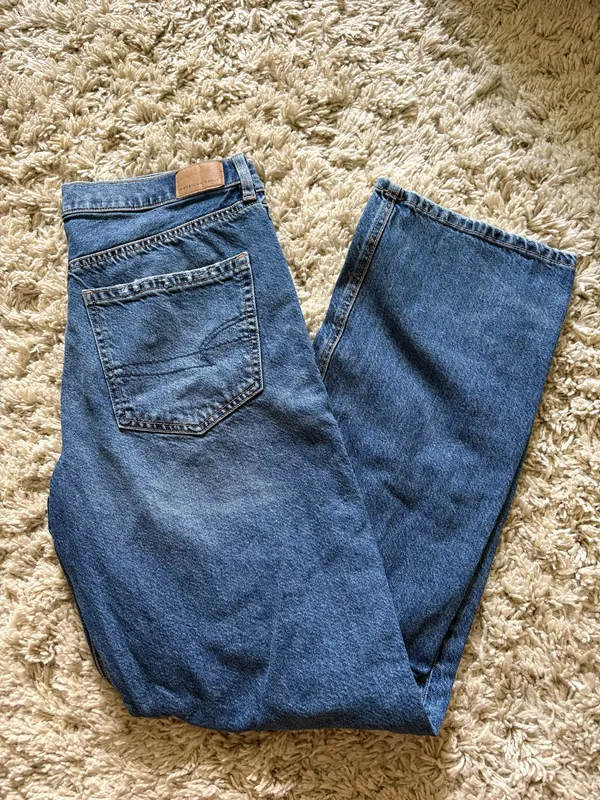 American Eagle Jeans - Image 2