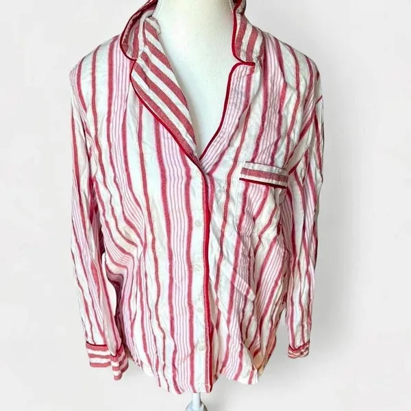 Victoria's Secret Sleep Shirt - Image 4