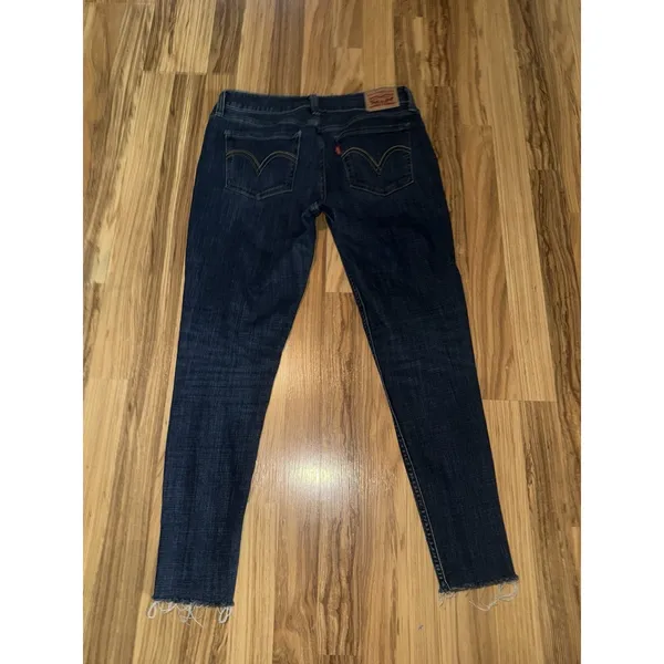 Levi's 535 Women's Sz 31 Super Skinny Jeans Front Pipe Dark‎ Denim Raw Hem - Image 5