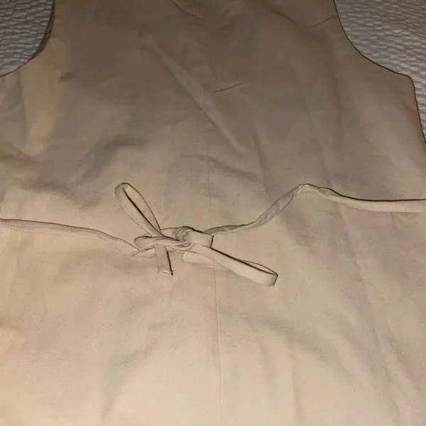 Sleeveless Beige Button - Image 4
