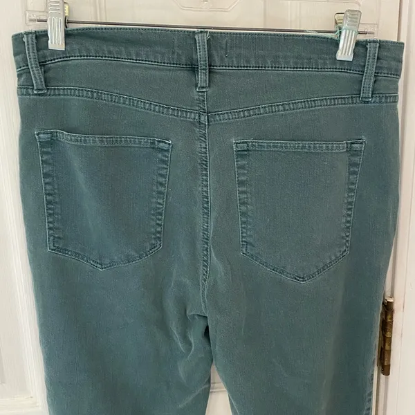 LOFT Skinny Ankle Mid-Rise Jeans in Muted Green - Image 3