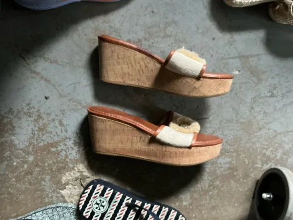 Coach Jazmin Platform Wedge Sandals in Tan Canvas and Cork size 11 - Image 3