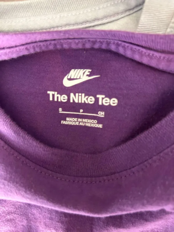 Nike T-Shirt - Image 3