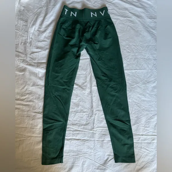 NVGTN Emerald Green Sport Seamless Leggings Size Medium - Image 5