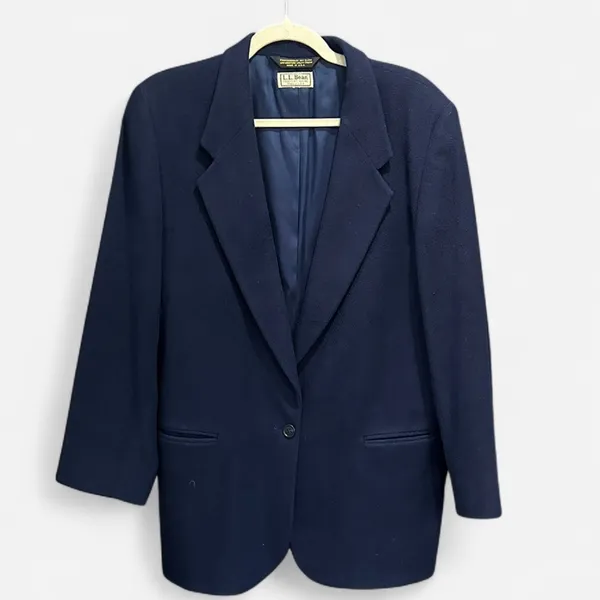 Vintage L.L. Bean Navy Wool Blazer Oversized Made in USA Classic Preppy - Image 2