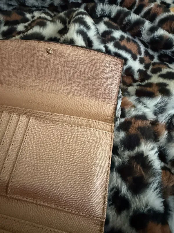 MK Rose Gold Wallet - Image 7