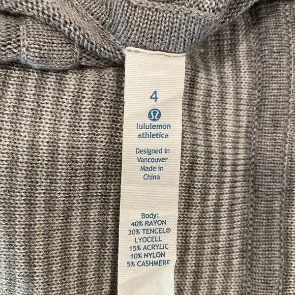 Lululemon Iconic Sweater Wrap knit Drape sweater Gray striped Size 4 Casual - Image 8