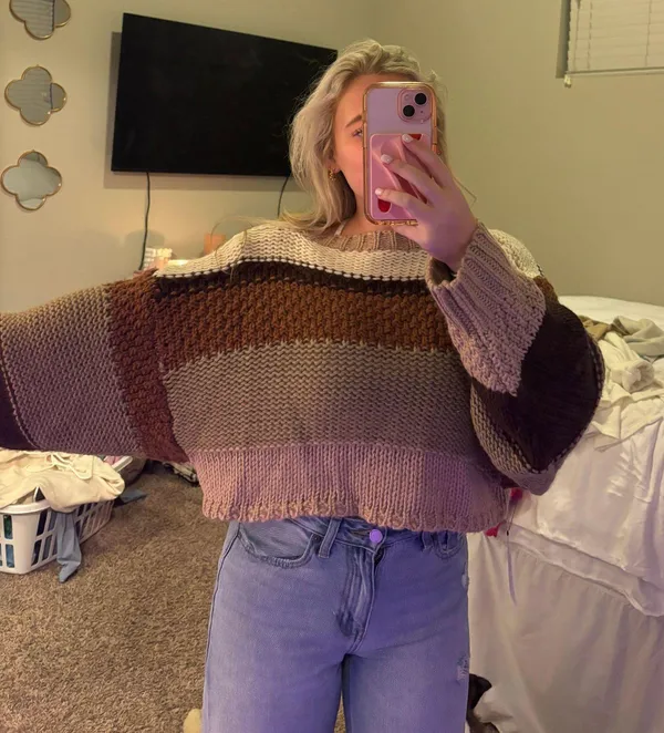 Le lis Cute Fall Sweater - Image 2