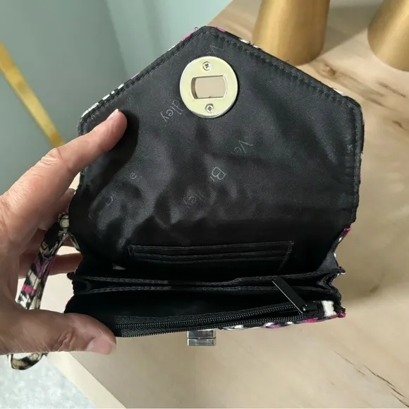 Vera Bradley Your Turn‎ Scroll Medallion Wristlet Wallet - Image 5