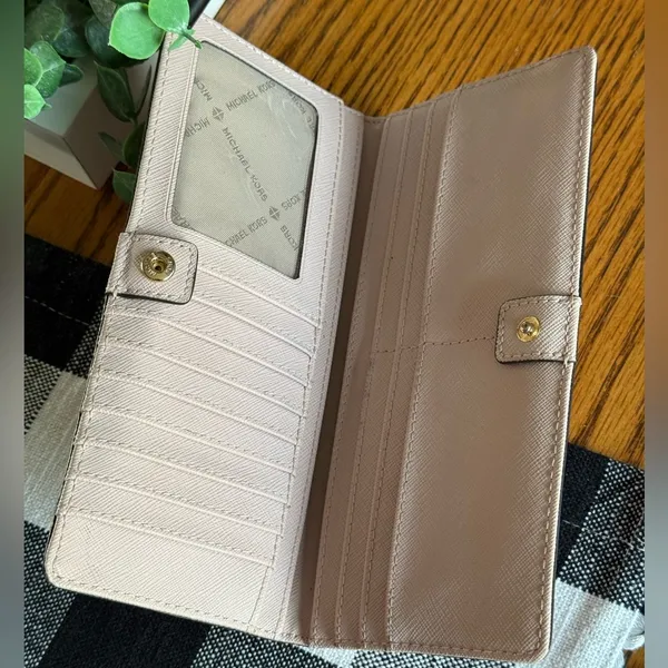 Michael Kors Blush Pink Wallet - Image 3
