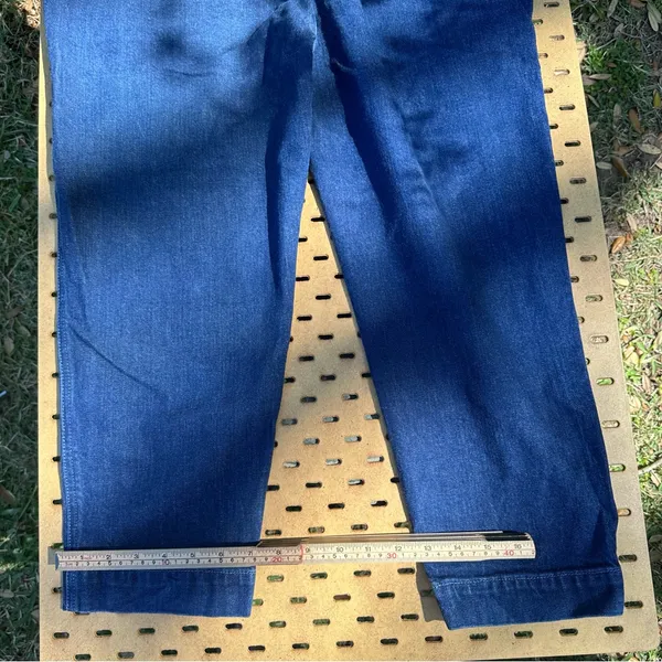 Anthropologie Sundry Ultra High Rise Pleated Carpenter Wide Leg Jeans Size 31 - Image 6