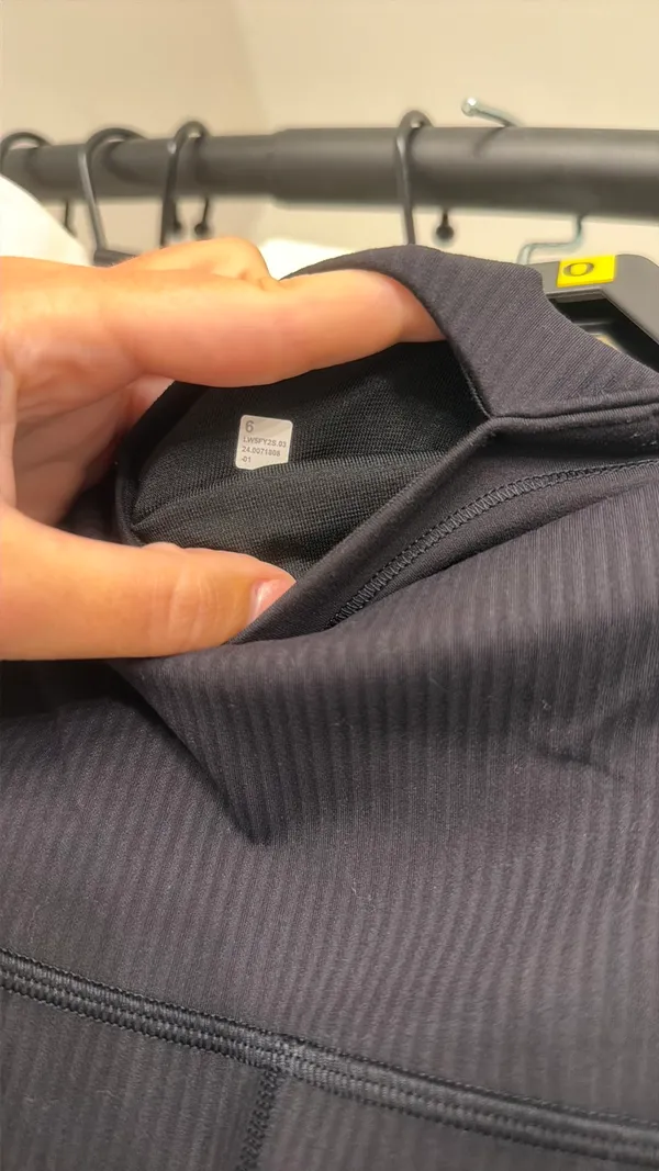 Lululemon Leggings Black Ribbed - Image 3