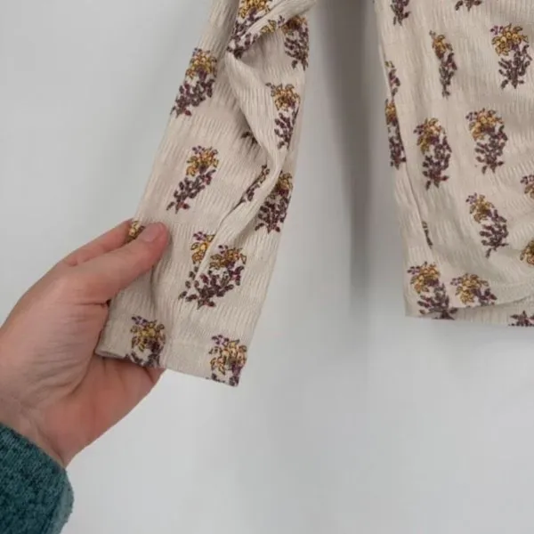 Anthropologie Sabrina Cinched‎ Crop Top Shirt neutral floral color Small Boho - Image 8