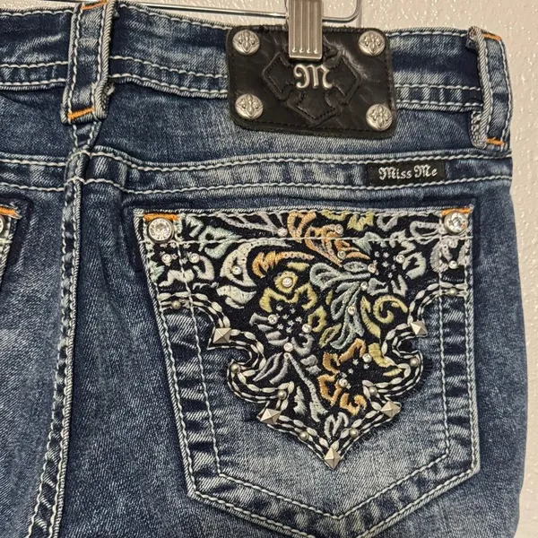 Miss Me Size 31 Signature Bootcut Jeans Y2K Embellished Bling Distressed Denim - Image 11