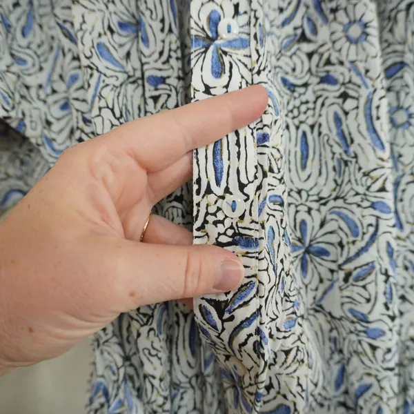 Anthropologie Blue Floral Modal Mini Romper Flutter Sleeve Belted Pockets Small‎ - Image 7