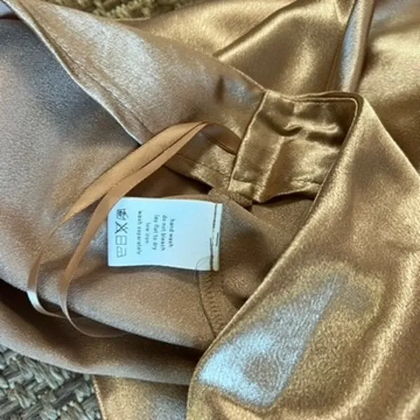 All The Ways Satin Skirt Sz Large - Image 4