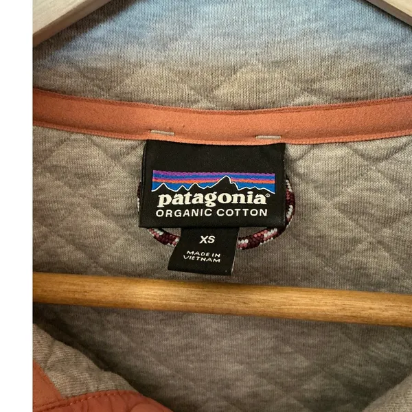 Patagonia Worn Wear Quilted Snap Sweater XSmall Grey - Image 2