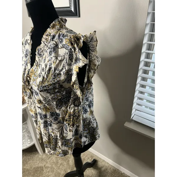 Elan Floral Ruffle‎ Trim Sleeveless Top Blouse Size Medium Cotton - Image 4