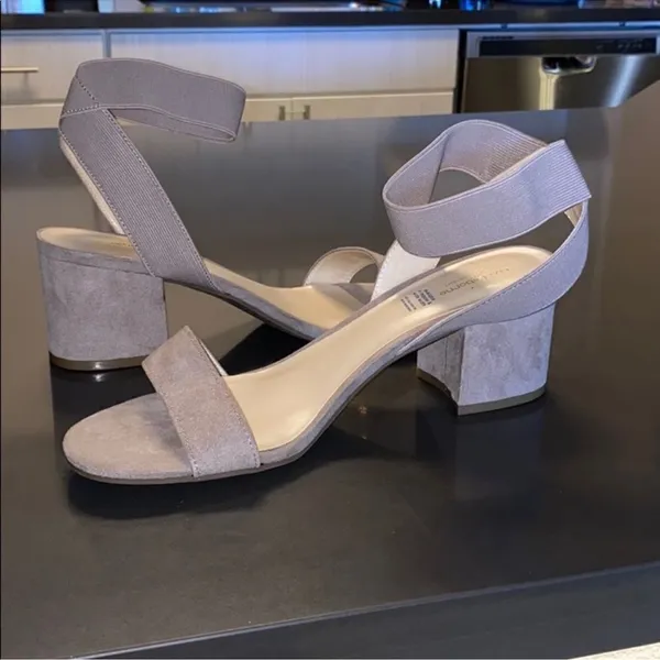 Liz Claiborne Nude Heeled Sandals‎ Size 6M B12B - Image 5