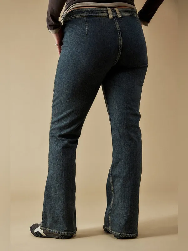 NWT Urban Outfitters Wide-Leg Jeans in Dark Wash with Tan Inset - Image 12