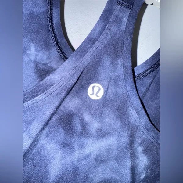 Lululemon Lemon‎ Blue Marbled Short Racerback Tank Top Size 6 - Image 3