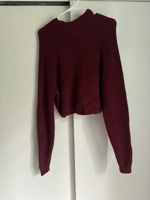 Hollister Sweater - Image 2