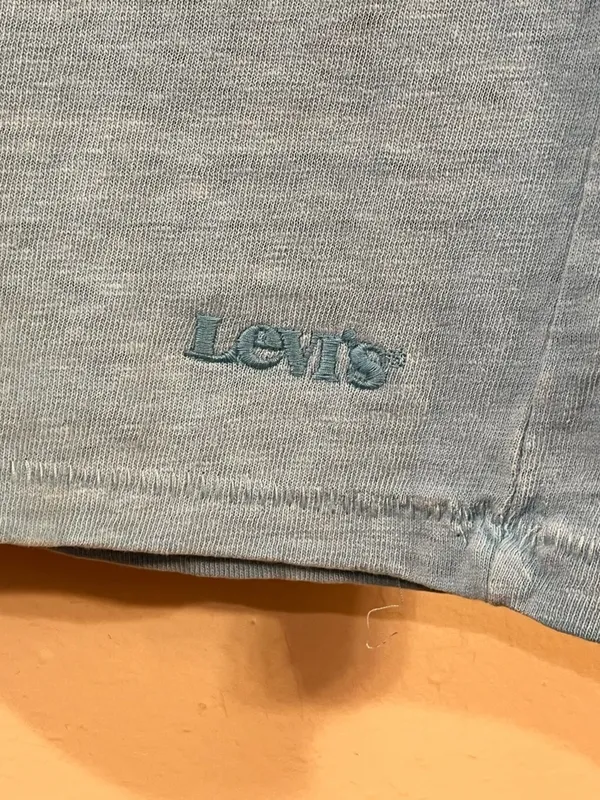 Levi's Women's Short Sleeve Light Blue Tee Shirt - Size Small - Image 10