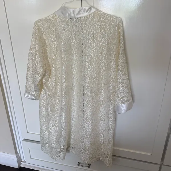 Vintage Alexandra Nicole Bridal Robe set - Image 6
