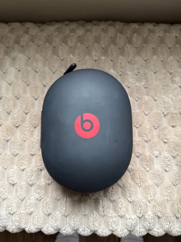 Beats Studio 3 Wireless Headphones - Image 7