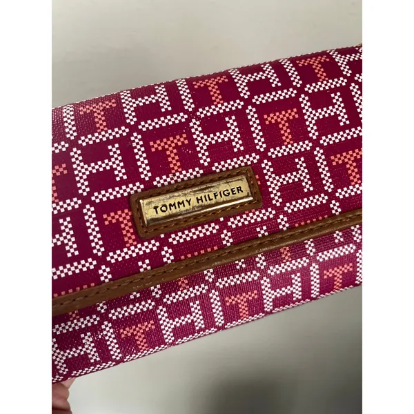 Tommy Hilfiger Pink Trifold Wallet Preppy Y2K Everyday Travel Iconic Tennis Prep - Image 3