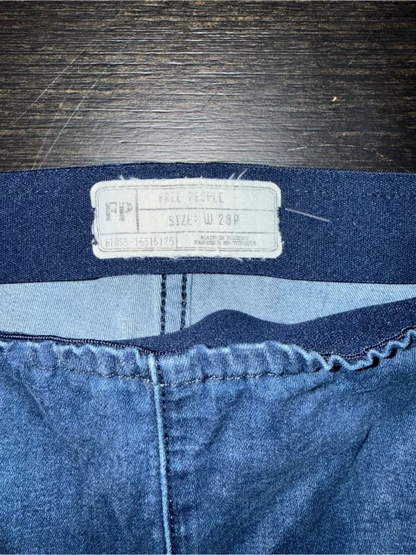 Free People Penny Pull-On Flare Jeans in Echo Blue Size 28 R - Image 5